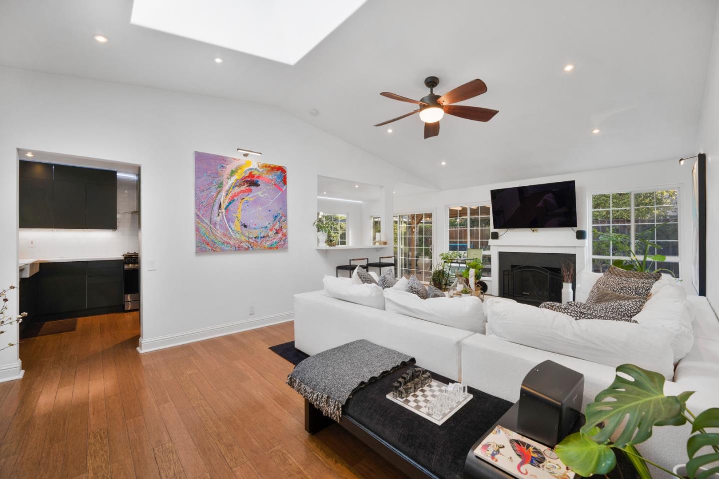 Detail Gallery Image 13 of 32 For 5510 Dunsburry Way, San Jose,  CA 95123 - 3 Beds | 2 Baths