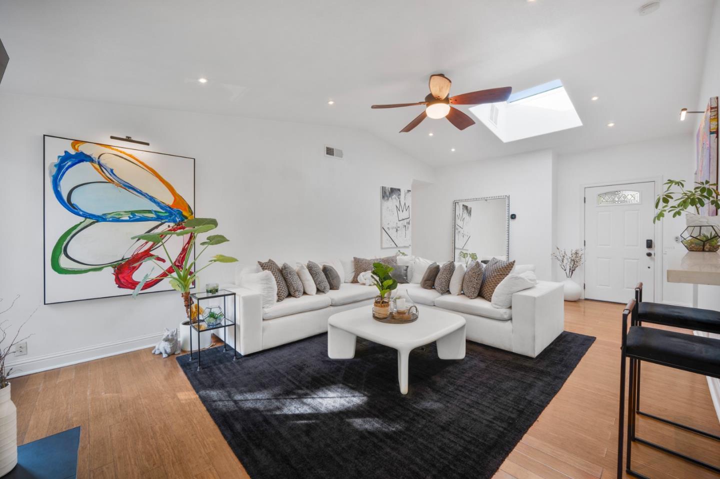 Detail Gallery Image 5 of 32 For 5510 Dunsburry Way, San Jose,  CA 95123 - 3 Beds | 2 Baths