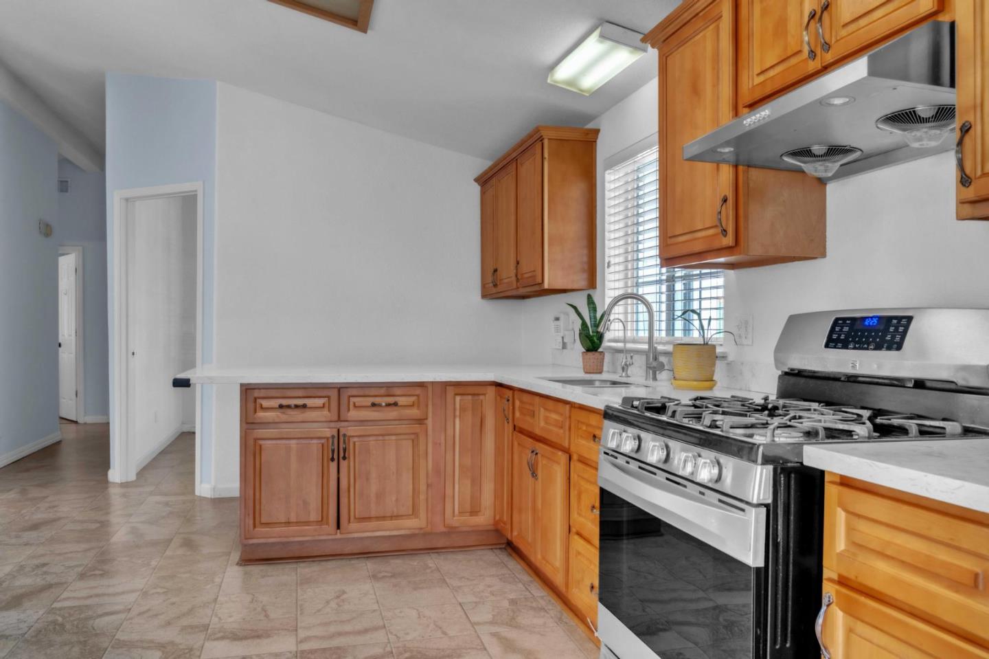 Detail Gallery Image 11 of 36 For 200 Ford Rd #168,  San Jose,  CA 95138 - 3 Beds | 2 Baths