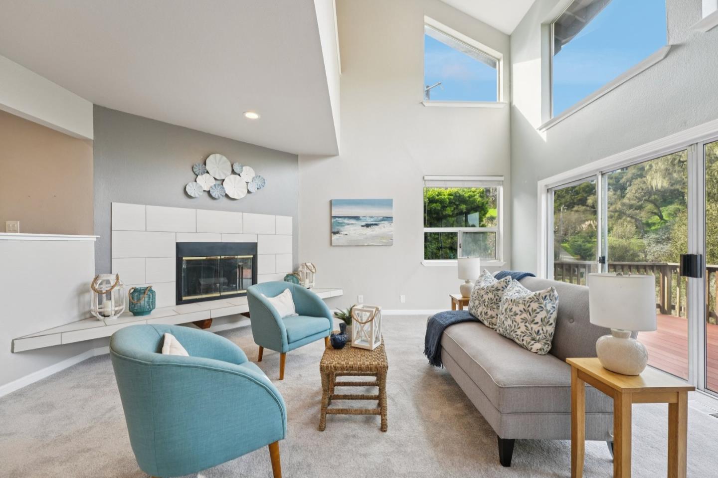 Detail Gallery Image 10 of 50 For 513 Encino Dr, Aptos,  CA 95003 - 3 Beds | 2/1 Baths