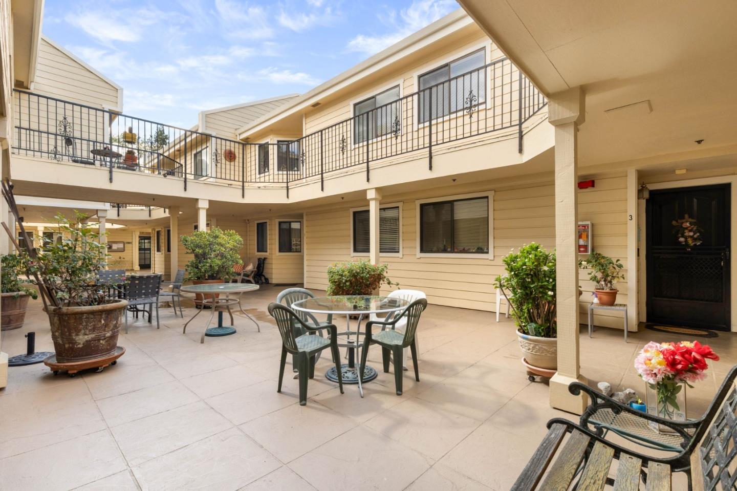 Detail Gallery Image 26 of 37 For 576 W Parr Ave #1,  Los Gatos,  CA 95032 - 2 Beds | 1 Baths