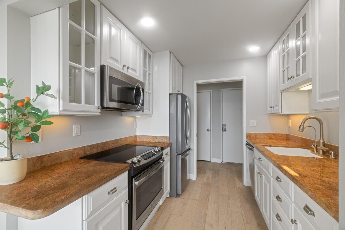 Detail Gallery Image 10 of 26 For 5007 Palmetto Ave #42,  Pacifica,  CA 94044 - 2 Beds | 1 Baths