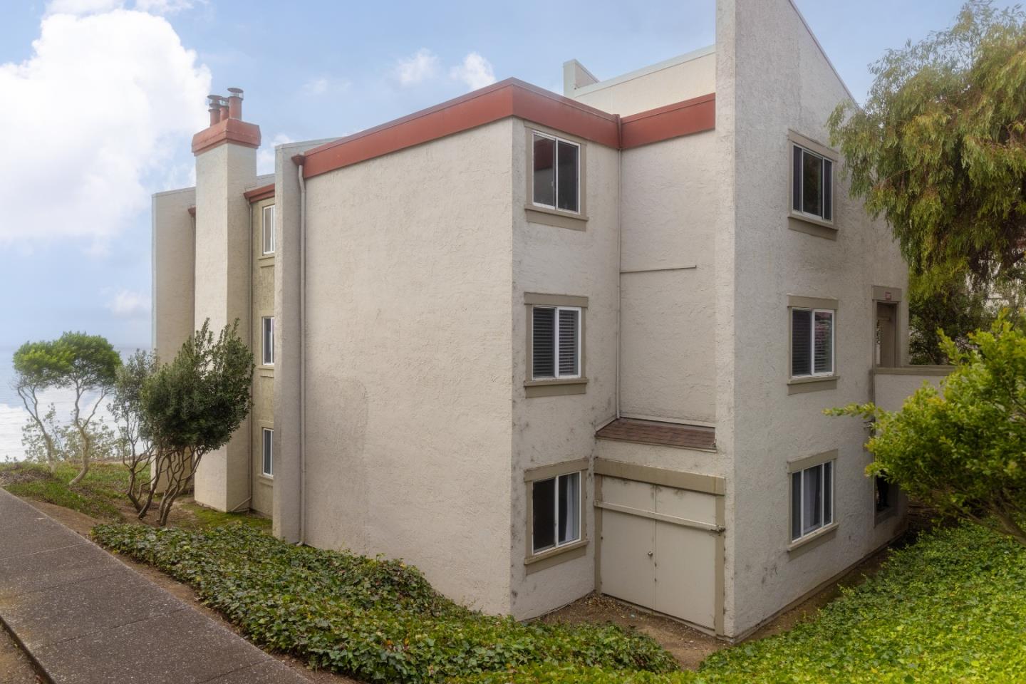 Detail Gallery Image 18 of 26 For 5007 Palmetto Ave #42,  Pacifica,  CA 94044 - 2 Beds | 1 Baths