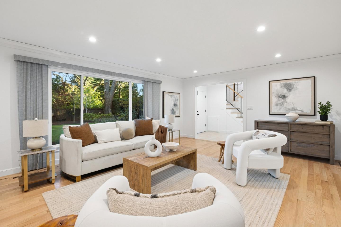 Detail Gallery Image 15 of 95 For 243 Selby Ln, Atherton,  CA 94027 - 6 Beds | 4 Baths