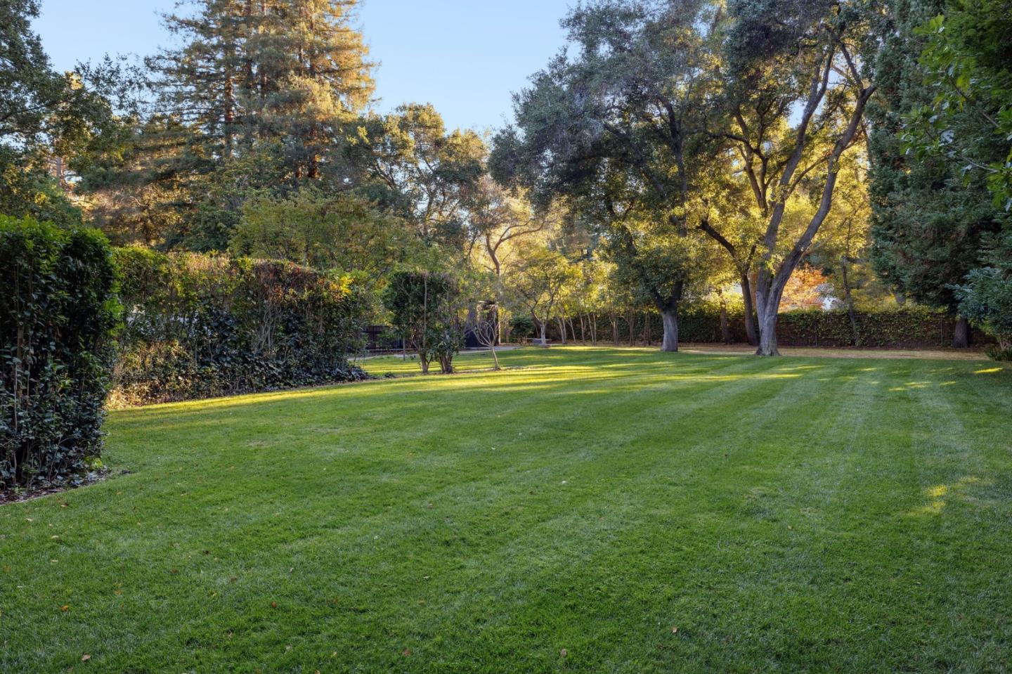 Detail Gallery Image 44 of 95 For 243 Selby Ln, Atherton,  CA 94027 - 6 Beds | 4 Baths