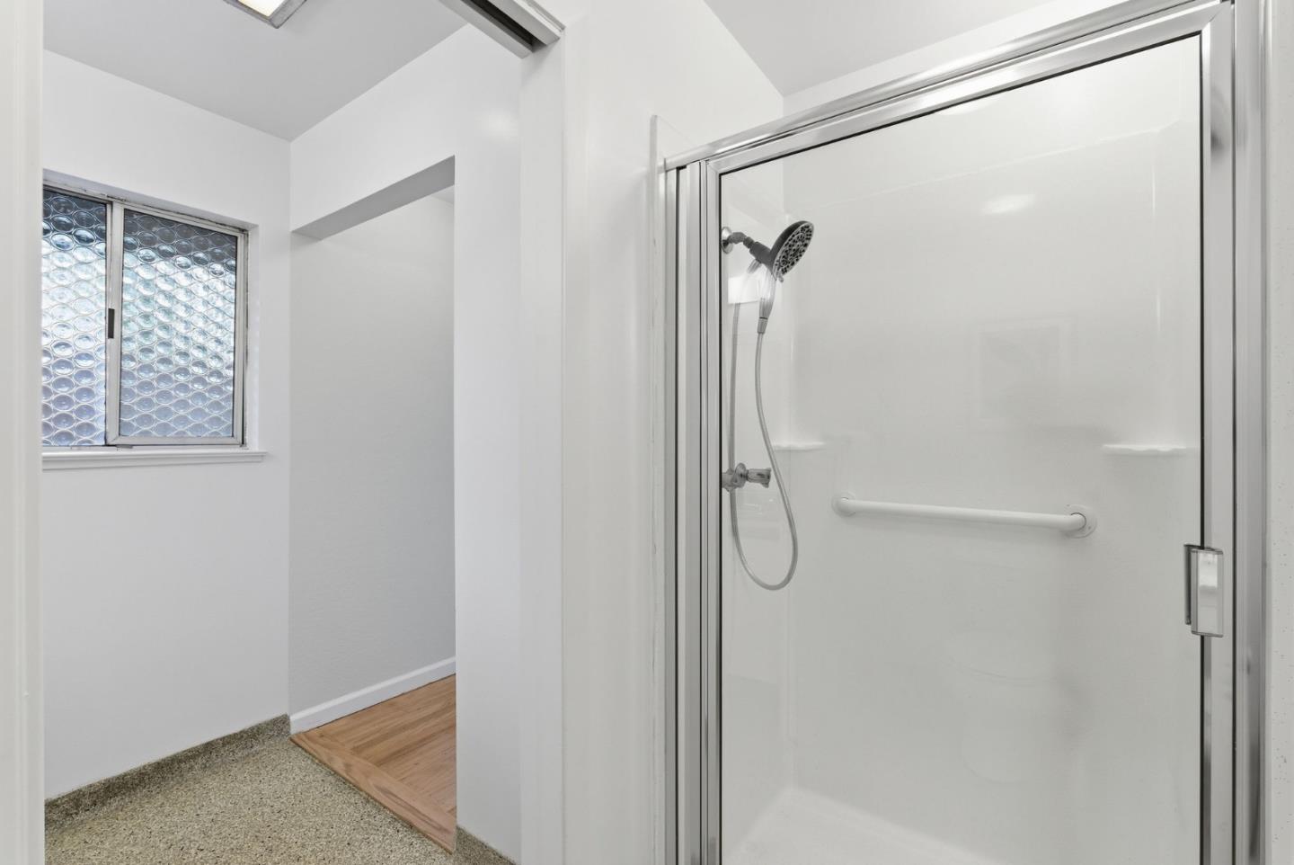 Detail Gallery Image 31 of 57 For 60 Loree Ln, Millbrae,  CA 94030 - 4 Beds | 2/1 Baths