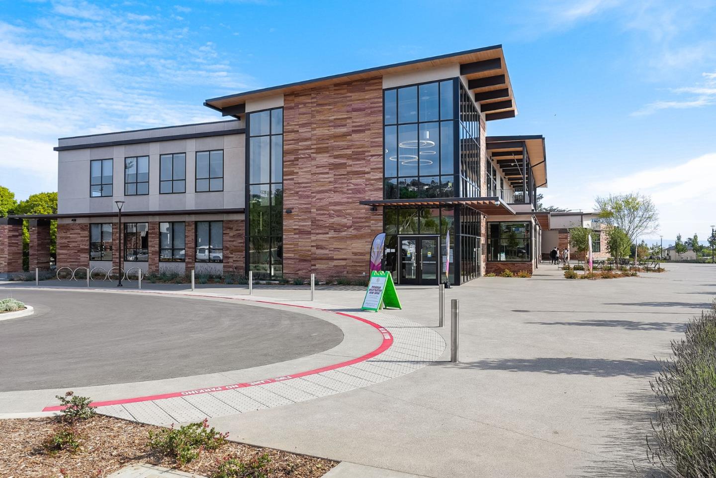 Detail Gallery Image 51 of 57 For 60 Loree Ln, Millbrae,  CA 94030 - 4 Beds | 2/1 Baths