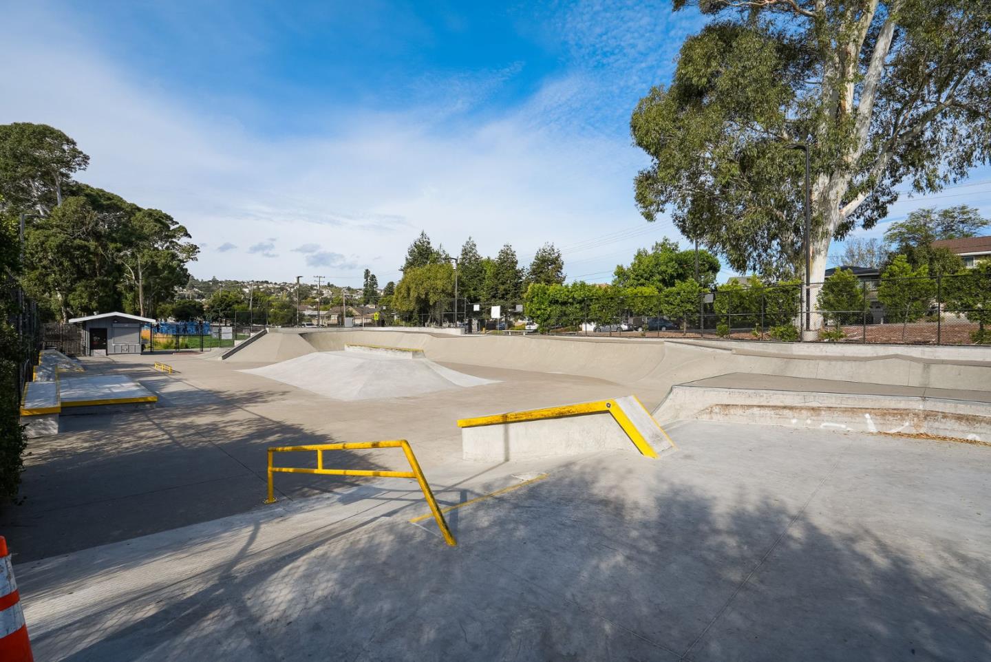 Detail Gallery Image 52 of 57 For 60 Loree Ln, Millbrae,  CA 94030 - 4 Beds | 2/1 Baths