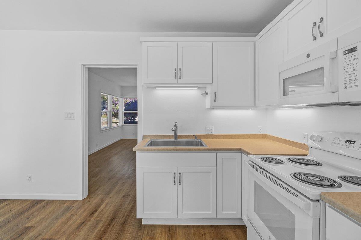 Detail Gallery Image 9 of 22 For 1440 Contra Costa St, Seaside,  CA 93955 - 2 Beds | 1 Baths