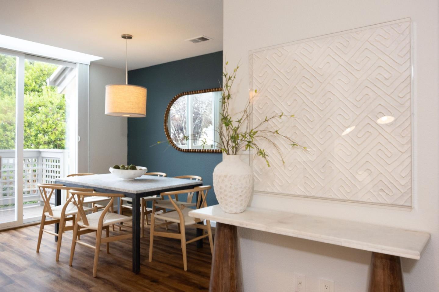 Detail Gallery Image 13 of 37 For 43 Erin Ln, Half Moon Bay,  CA 94019 - 2 Beds | 2/1 Baths