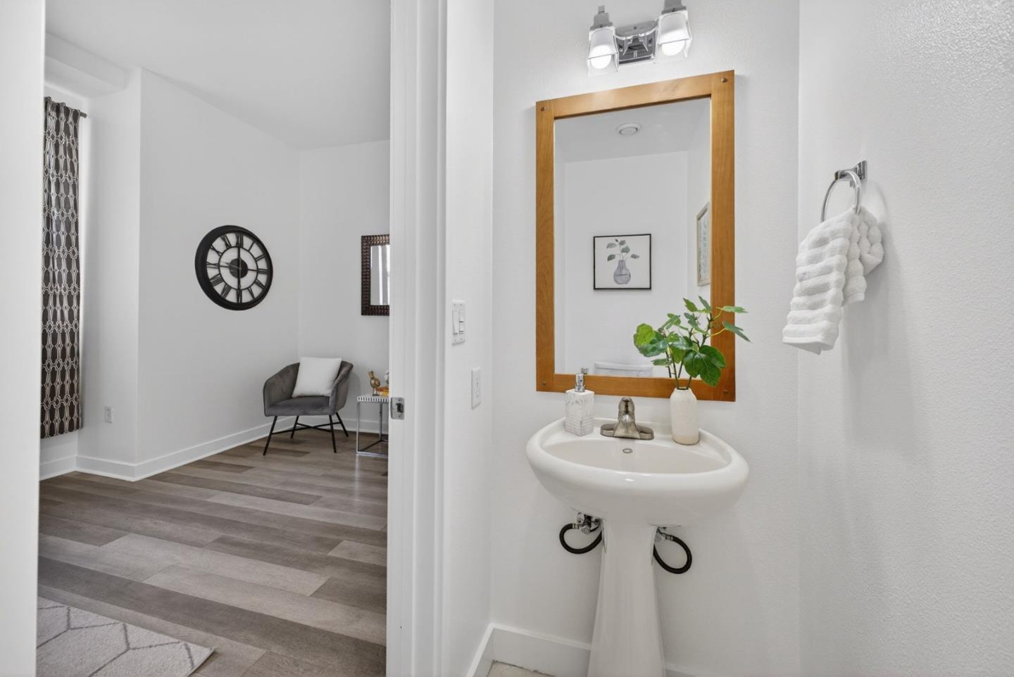 Photo #28: ML82026989 Listing: Photo #28