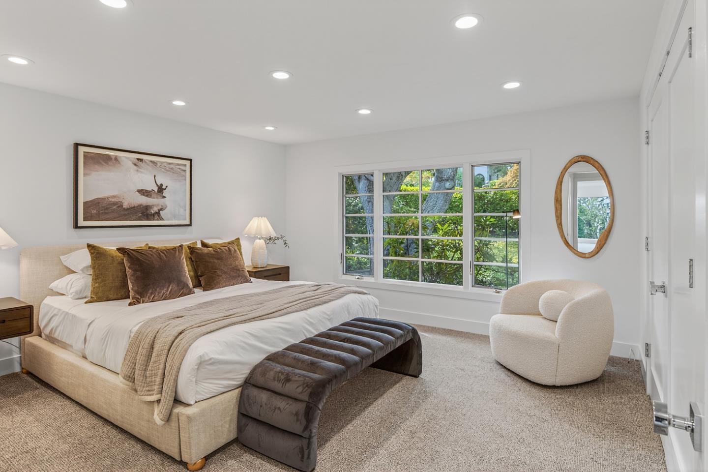 Detail Gallery Image 25 of 52 For 442 El Arroyo Rd, Hillsborough,  CA 94010 - 3 Beds | 3/1 Baths