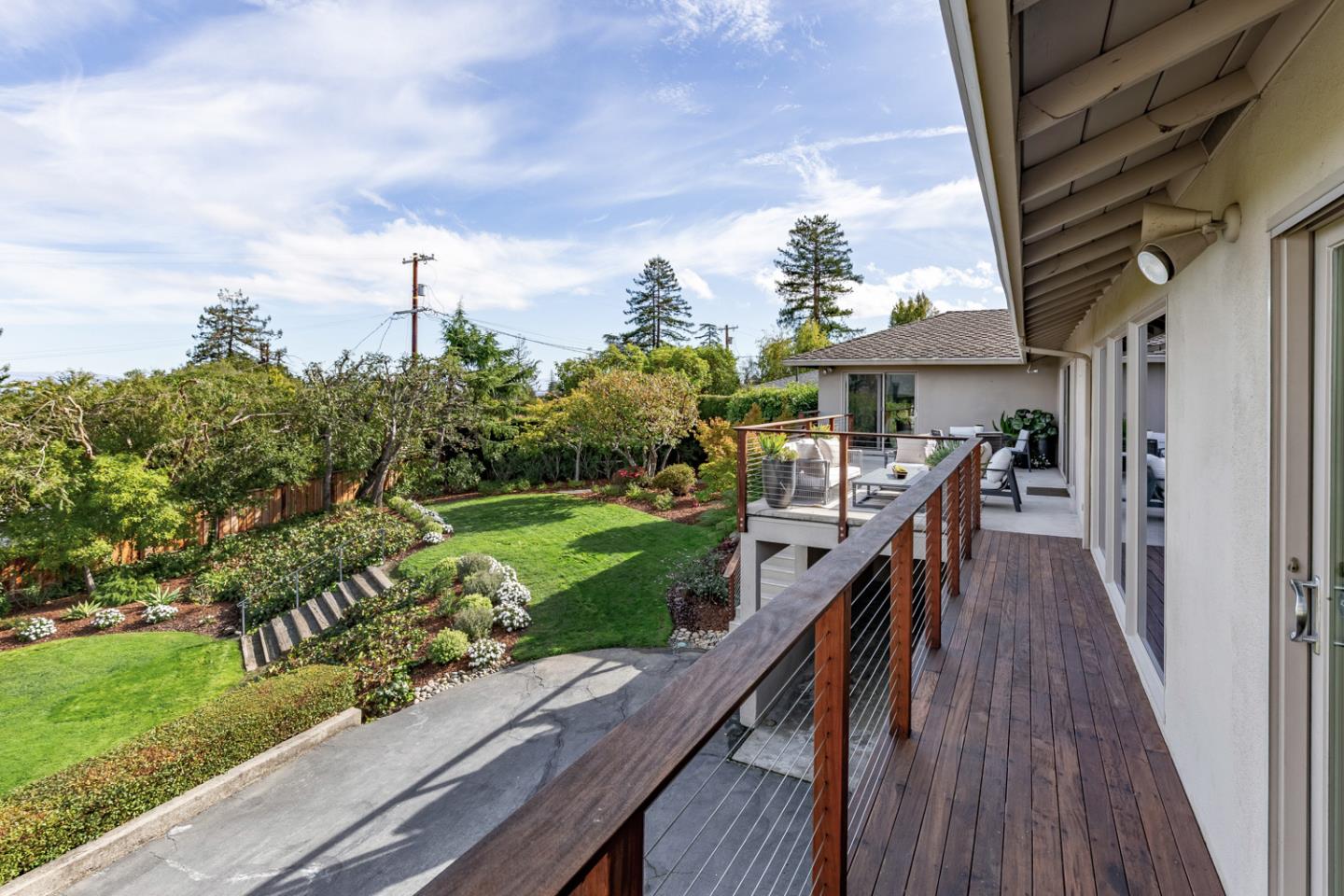 Detail Gallery Image 34 of 52 For 442 El Arroyo Rd, Hillsborough,  CA 94010 - 3 Beds | 3/1 Baths