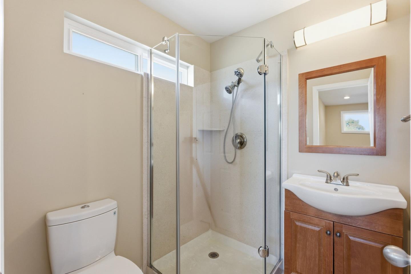 Detail Gallery Image 20 of 40 For 3776 La Donna Ave, Palo Alto,  CA 94306 - 5 Beds | 5 Baths