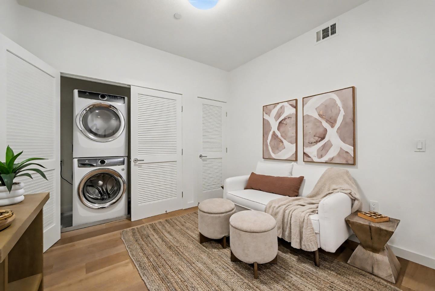 Detail Gallery Image 16 of 42 For 400 El Camino Real #107,  Belmont,  CA 94002 - 3 Beds | 2/1 Baths