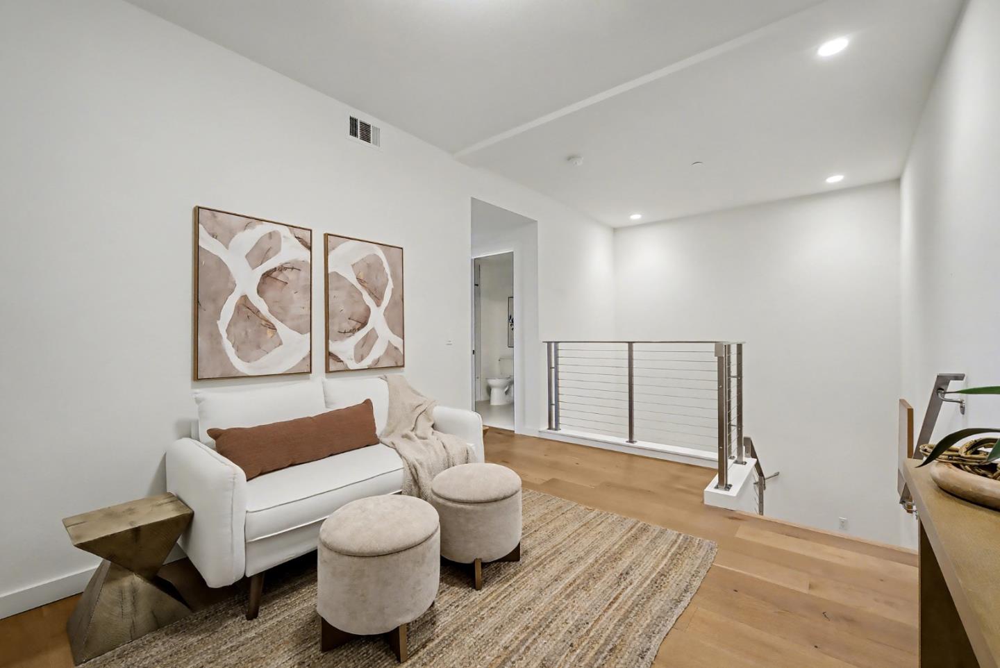 Detail Gallery Image 17 of 42 For 400 El Camino Real #107,  Belmont,  CA 94002 - 3 Beds | 2/1 Baths