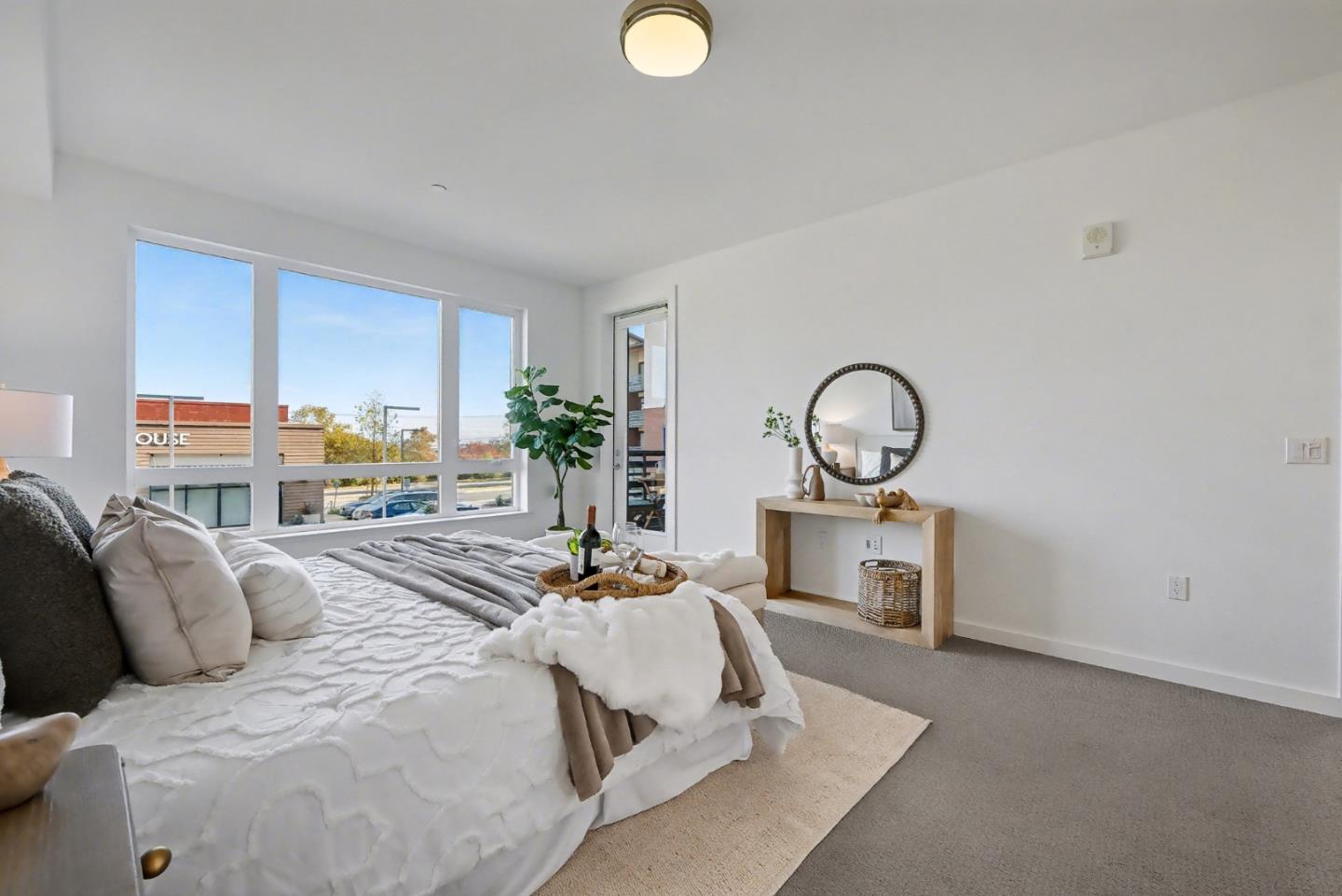 Detail Gallery Image 24 of 42 For 400 El Camino Real #107,  Belmont,  CA 94002 - 3 Beds | 2/1 Baths