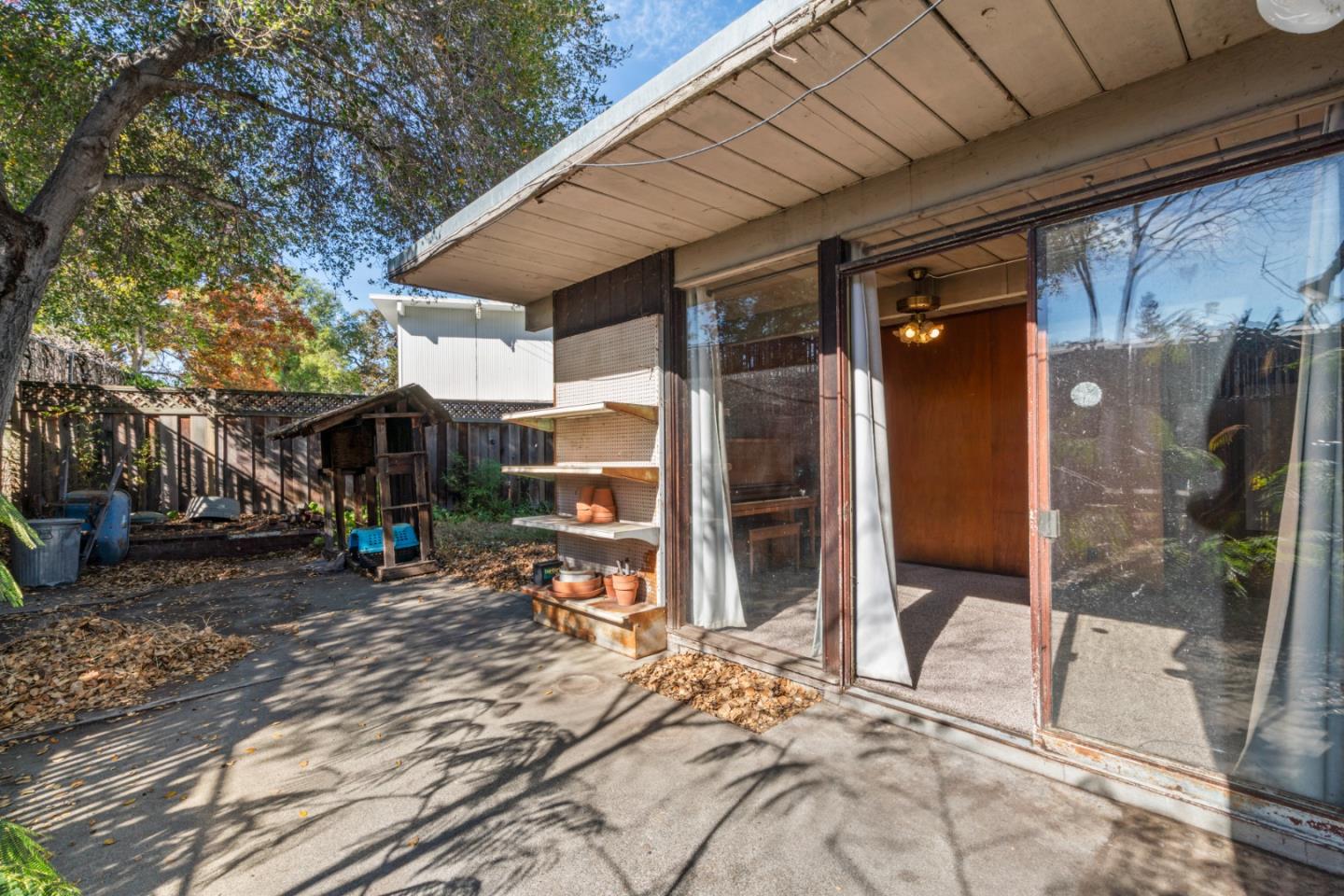 Detail Gallery Image 17 of 39 For 4142 Amaranta Ct, Palo Alto,  CA 94306 - 3 Beds | 2 Baths