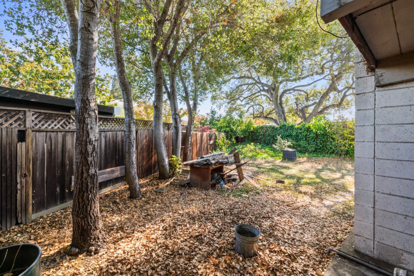 Detail Gallery Image 32 of 39 For 4142 Amaranta Ct, Palo Alto,  CA 94306 - 3 Beds | 2 Baths