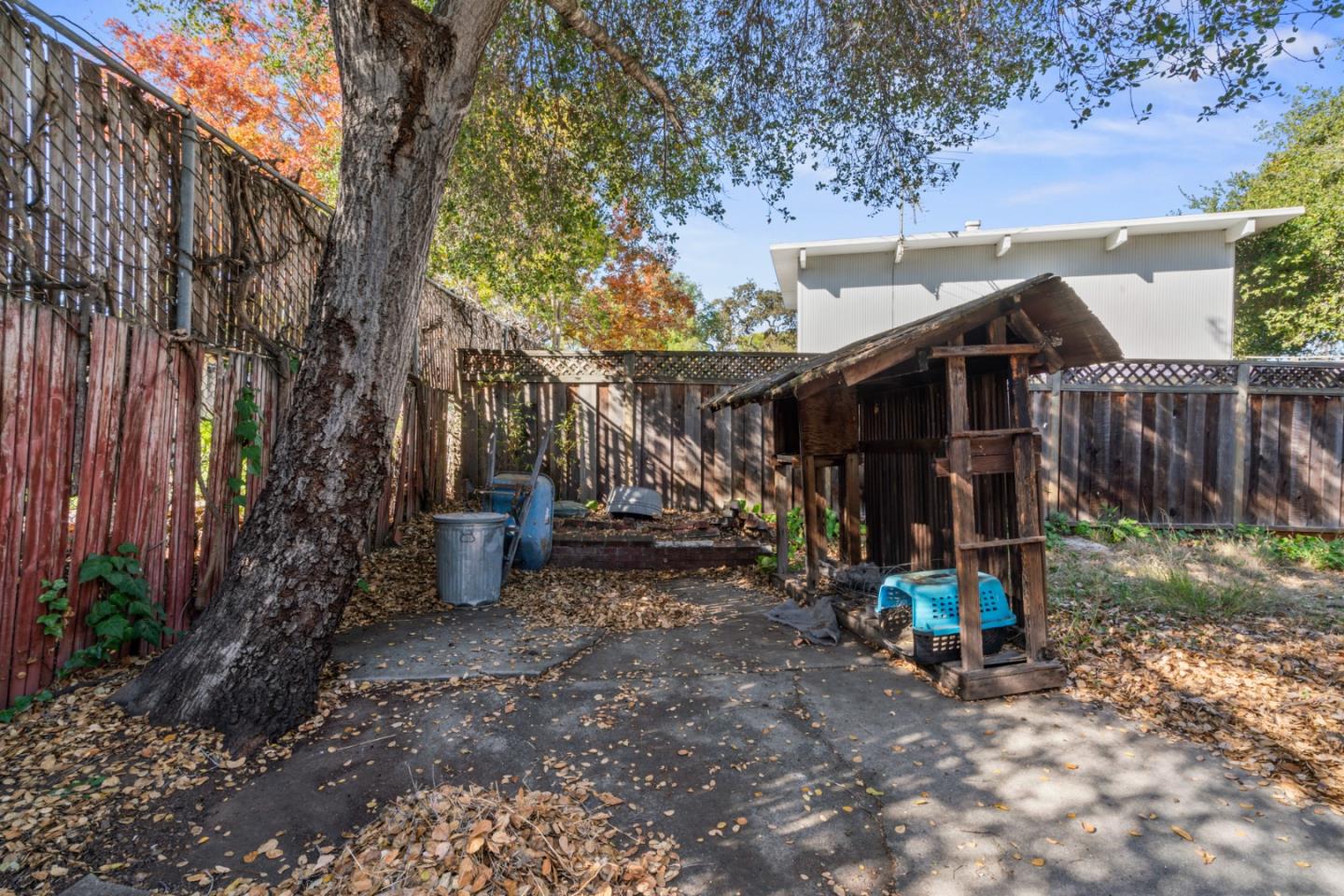 Detail Gallery Image 39 of 39 For 4142 Amaranta Ct, Palo Alto,  CA 94306 - 3 Beds | 2 Baths