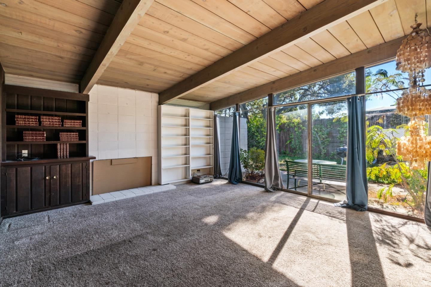 Detail Gallery Image 7 of 39 For 4142 Amaranta Ct, Palo Alto,  CA 94306 - 3 Beds | 2 Baths