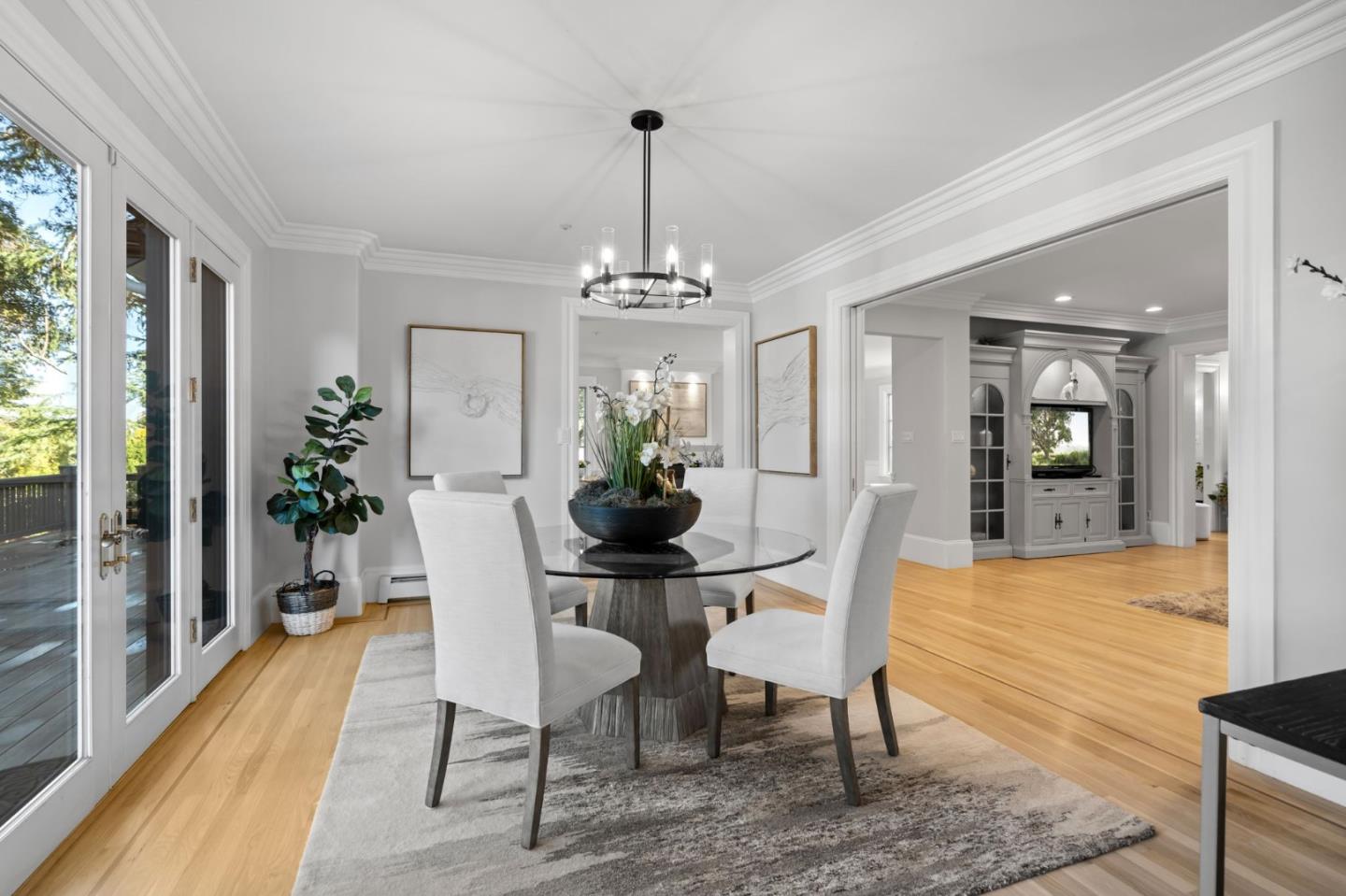 Detail Gallery Image 11 of 92 For 19050 Camino Barco, Saratoga,  CA 95070 - 6 Beds | 4 Baths