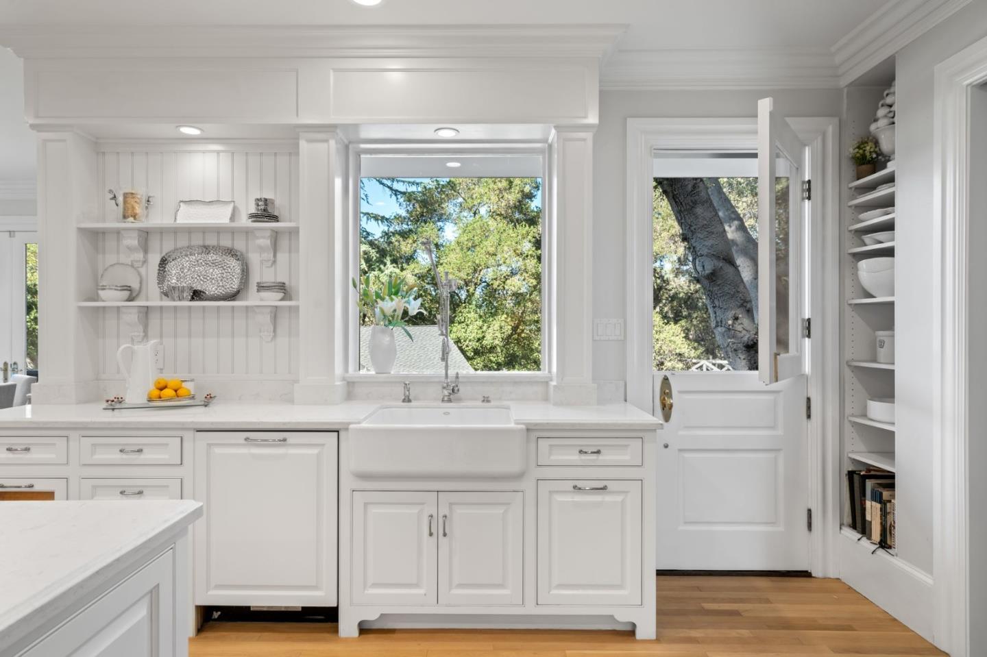 Detail Gallery Image 18 of 92 For 19050 Camino Barco, Saratoga,  CA 95070 - 6 Beds | 4 Baths