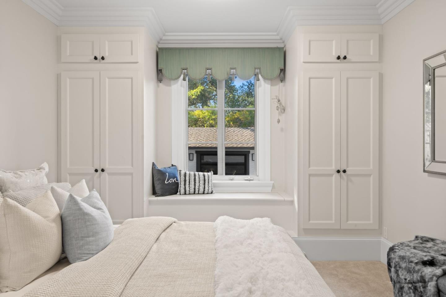 Detail Gallery Image 27 of 92 For 19050 Camino Barco, Saratoga,  CA 95070 - 6 Beds | 4 Baths