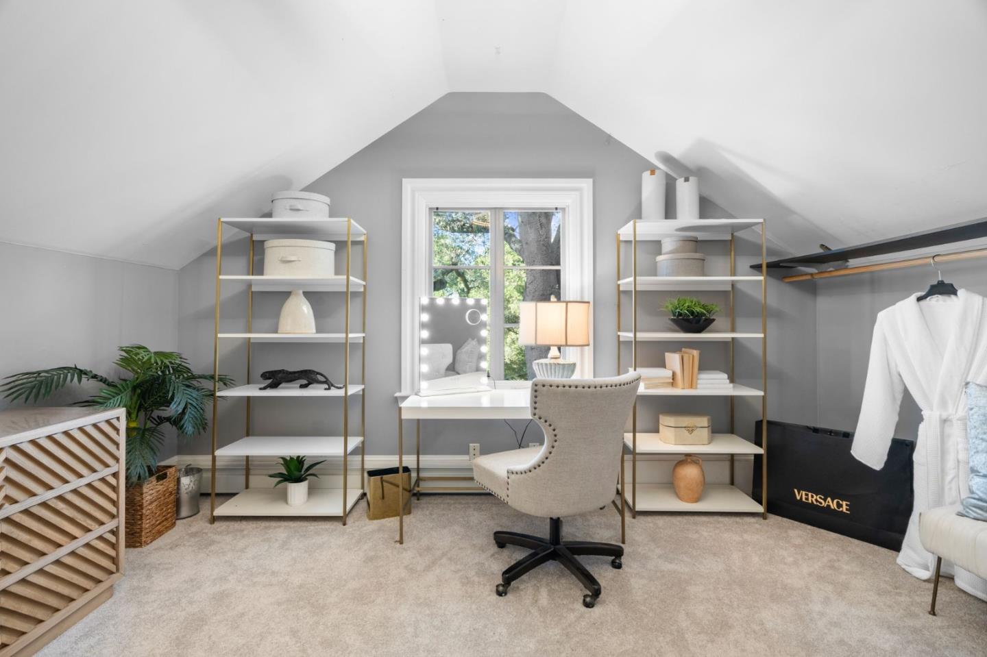 Detail Gallery Image 35 of 92 For 19050 Camino Barco, Saratoga,  CA 95070 - 6 Beds | 4 Baths