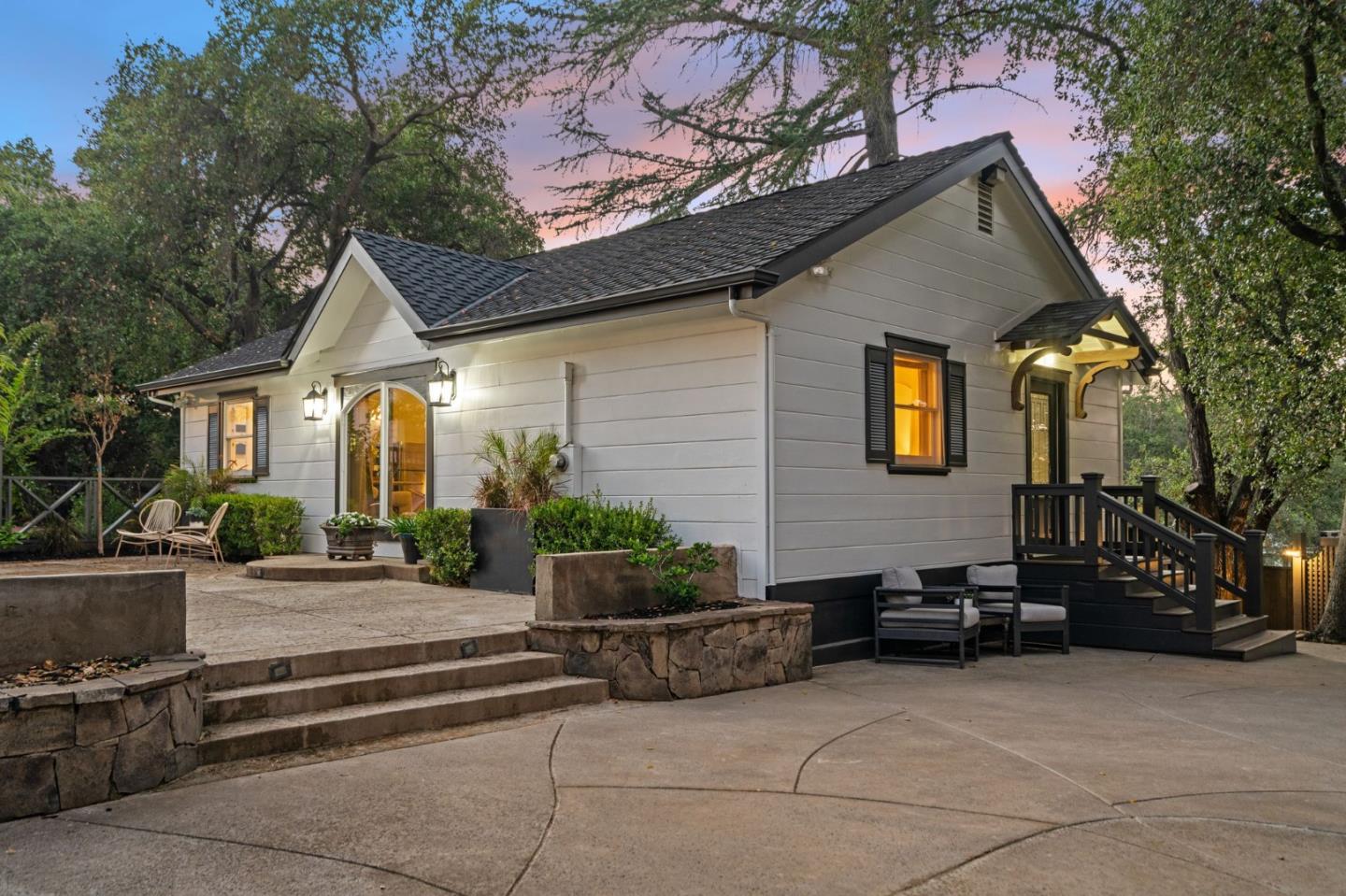 Detail Gallery Image 43 of 92 For 19050 Camino Barco, Saratoga,  CA 95070 - 6 Beds | 4 Baths