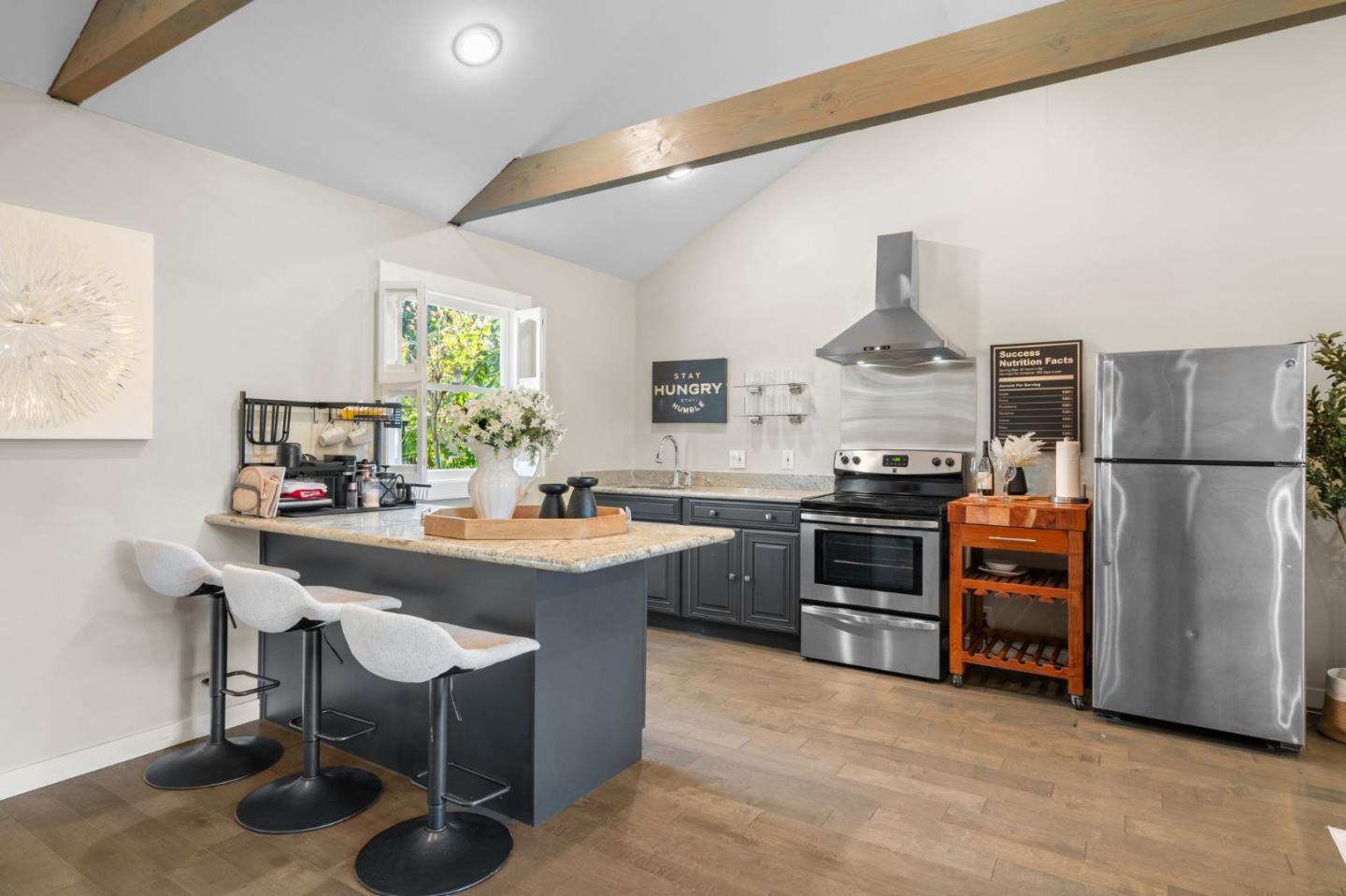 Detail Gallery Image 47 of 92 For 19050 Camino Barco, Saratoga,  CA 95070 - 6 Beds | 4 Baths