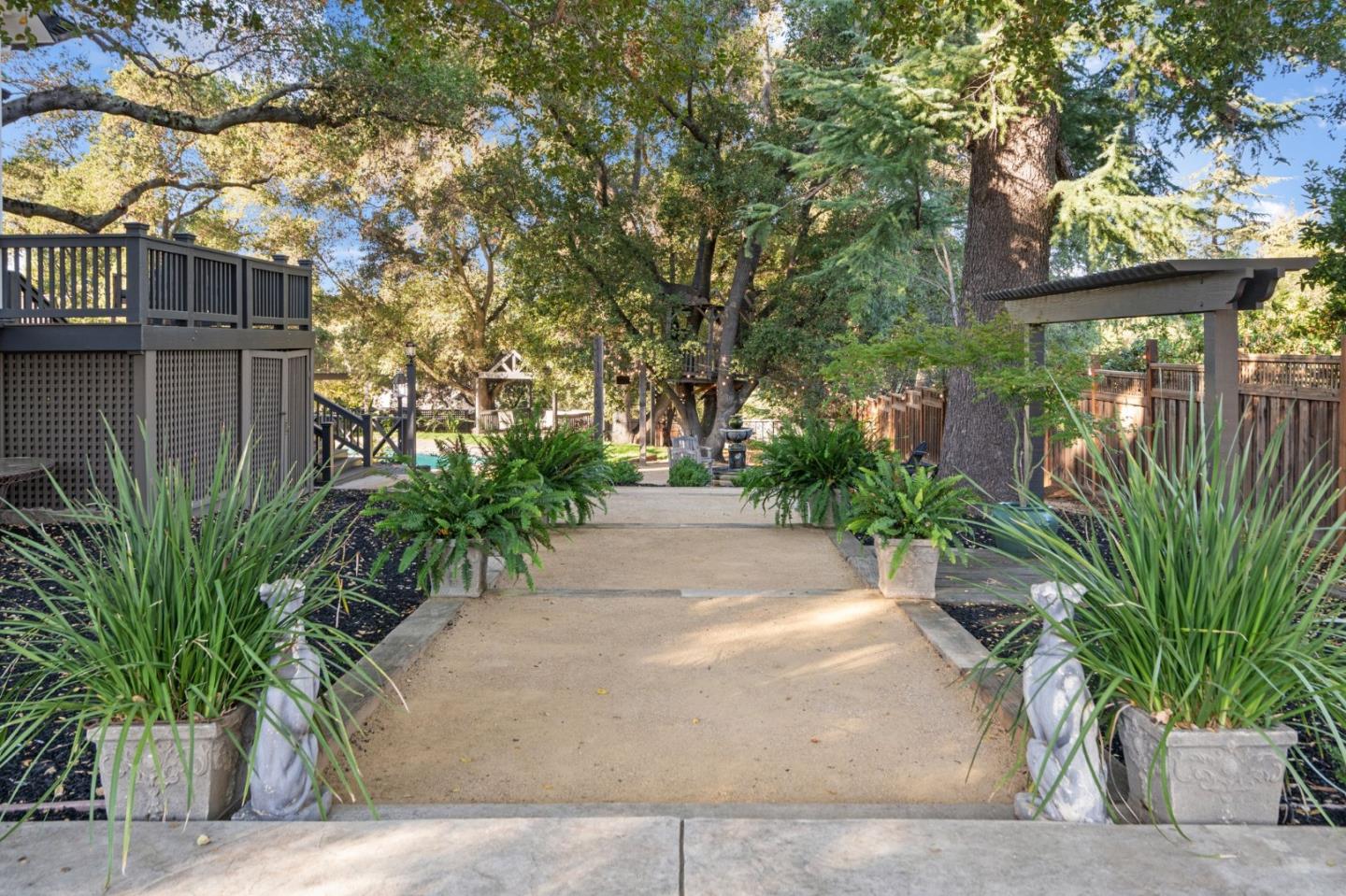 Detail Gallery Image 63 of 92 For 19050 Camino Barco, Saratoga,  CA 95070 - 6 Beds | 4 Baths