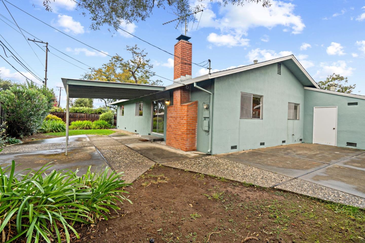 Detail Gallery Image 23 of 33 For 1401 S Mary Ave, Sunnyvale,  CA 94087 - 3 Beds | 2 Baths