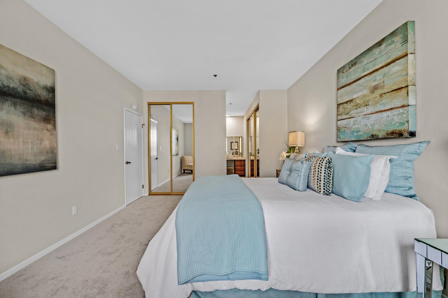 Detail Gallery Image 13 of 23 For 1515 Floribunda Ave #302,  Burlingame,  CA 94010 - 2 Beds | 2 Baths