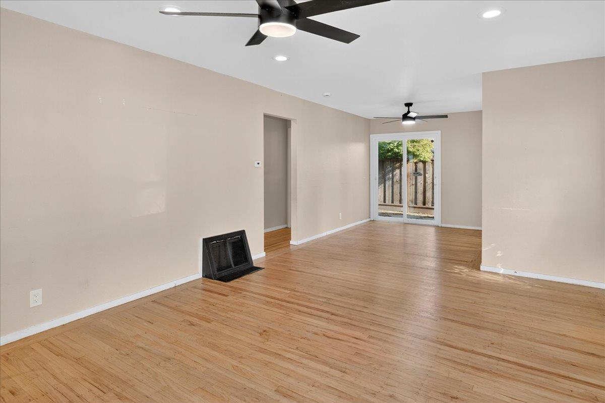 Detail Gallery Image 11 of 40 For 3703 Florence St, Redwood City,  CA 94063 - 4 Beds | 1 Baths