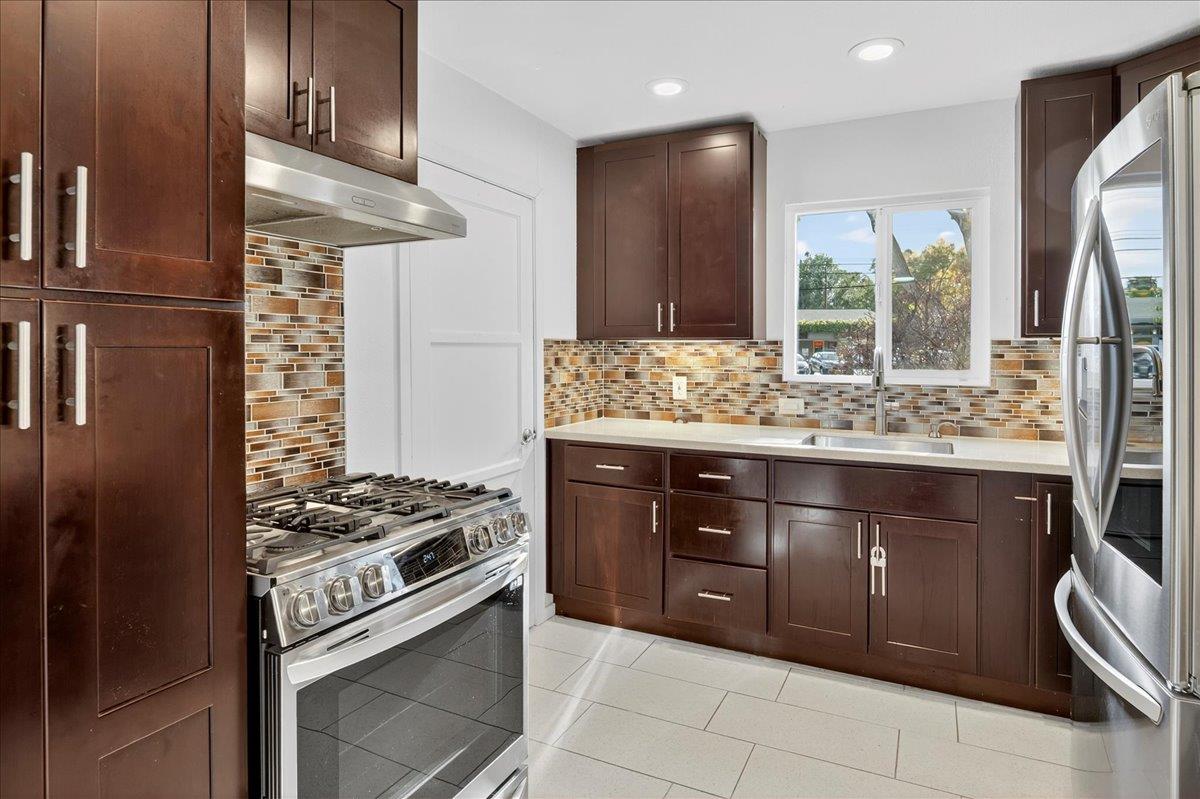 Detail Gallery Image 15 of 40 For 3703 Florence St, Redwood City,  CA 94063 - 4 Beds | 1 Baths