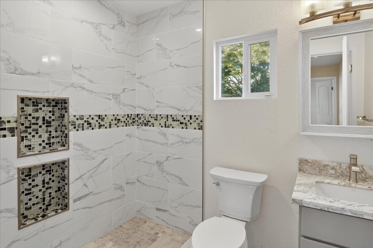 Detail Gallery Image 21 of 40 For 3703 Florence St, Redwood City,  CA 94063 - 4 Beds | 1 Baths