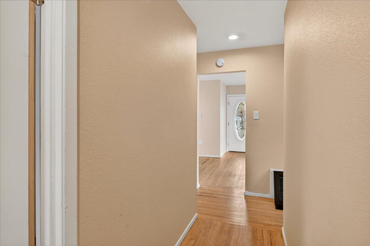 Detail Gallery Image 28 of 40 For 3703 Florence St, Redwood City,  CA 94063 - 4 Beds | 1 Baths