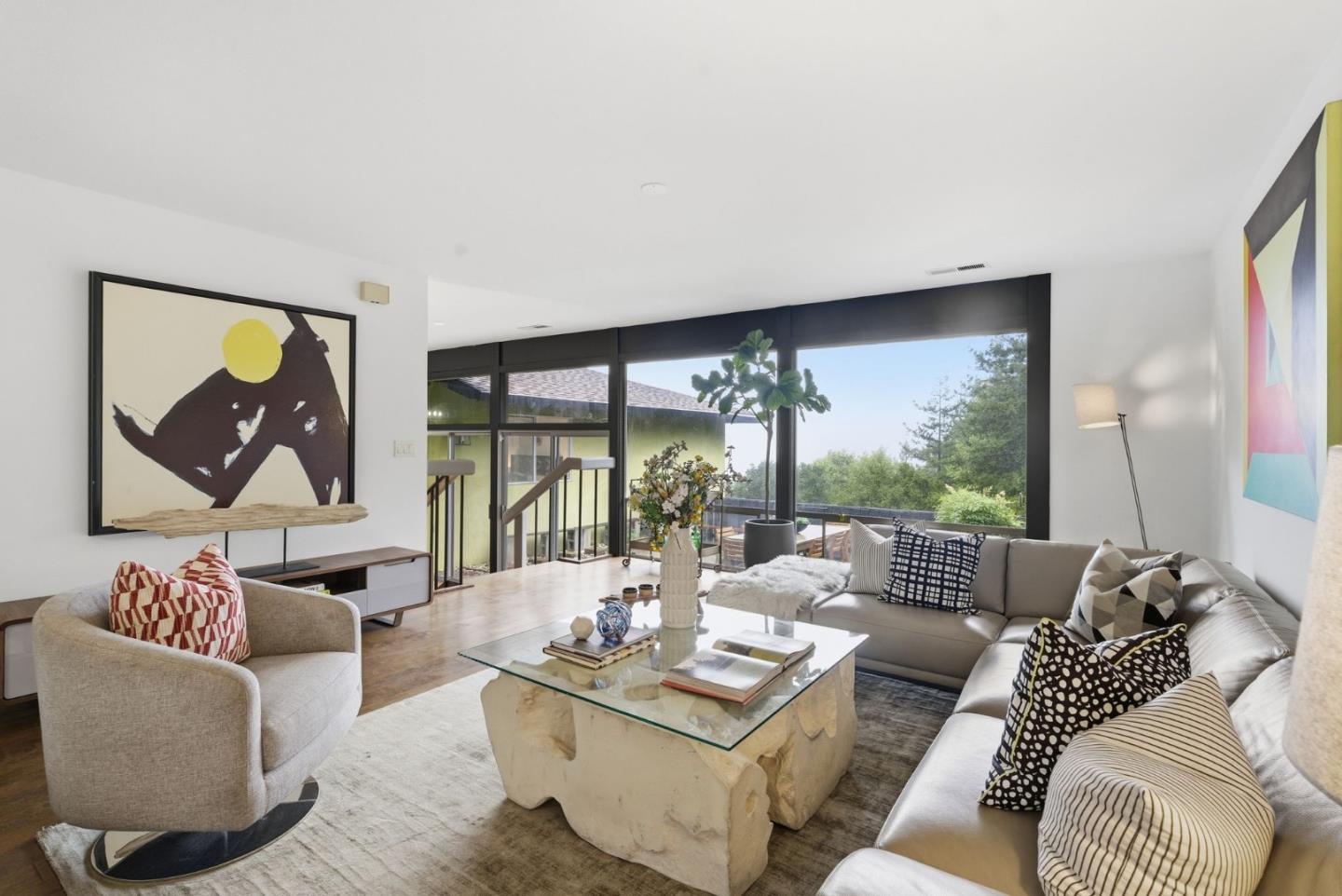 Detail Gallery Image 11 of 70 For 5870 Balmoral Dr, Oakland,  CA 94619 - 3 Beds | 2 Baths