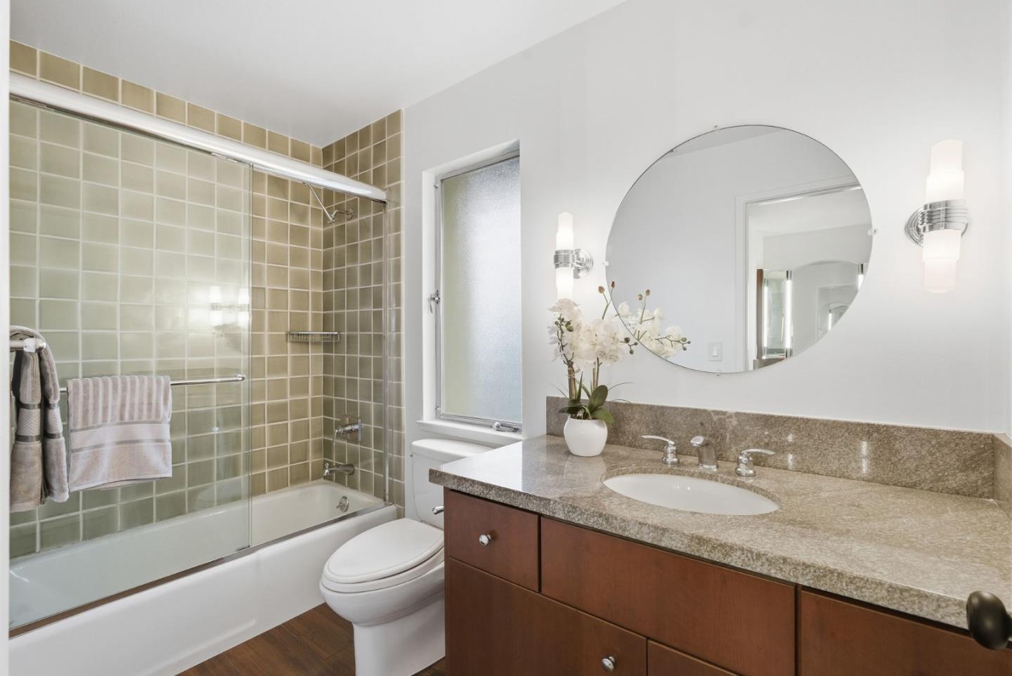 Detail Gallery Image 35 of 70 For 5870 Balmoral Dr, Oakland,  CA 94619 - 3 Beds | 2 Baths