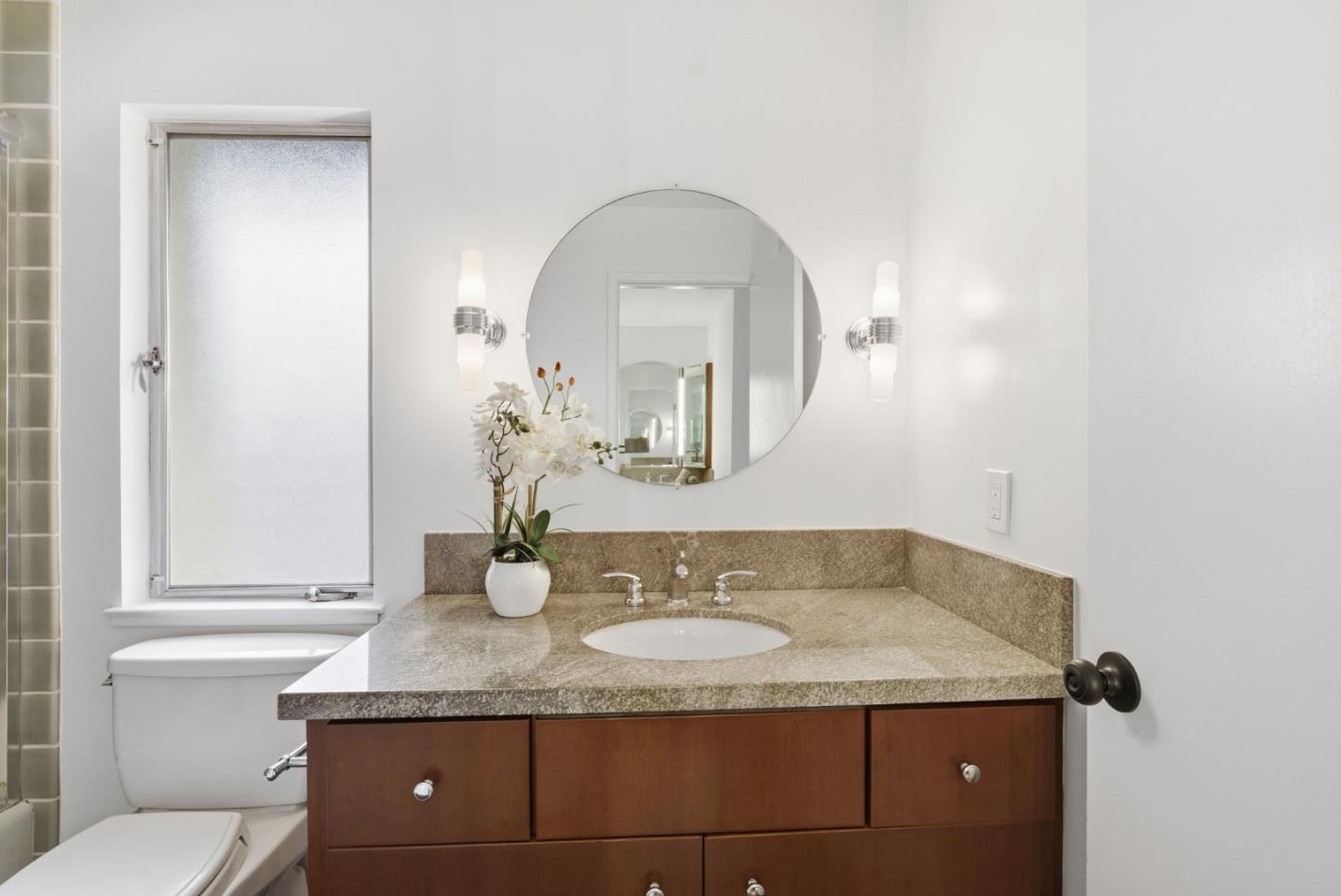 Detail Gallery Image 36 of 70 For 5870 Balmoral Dr, Oakland,  CA 94619 - 3 Beds | 2 Baths