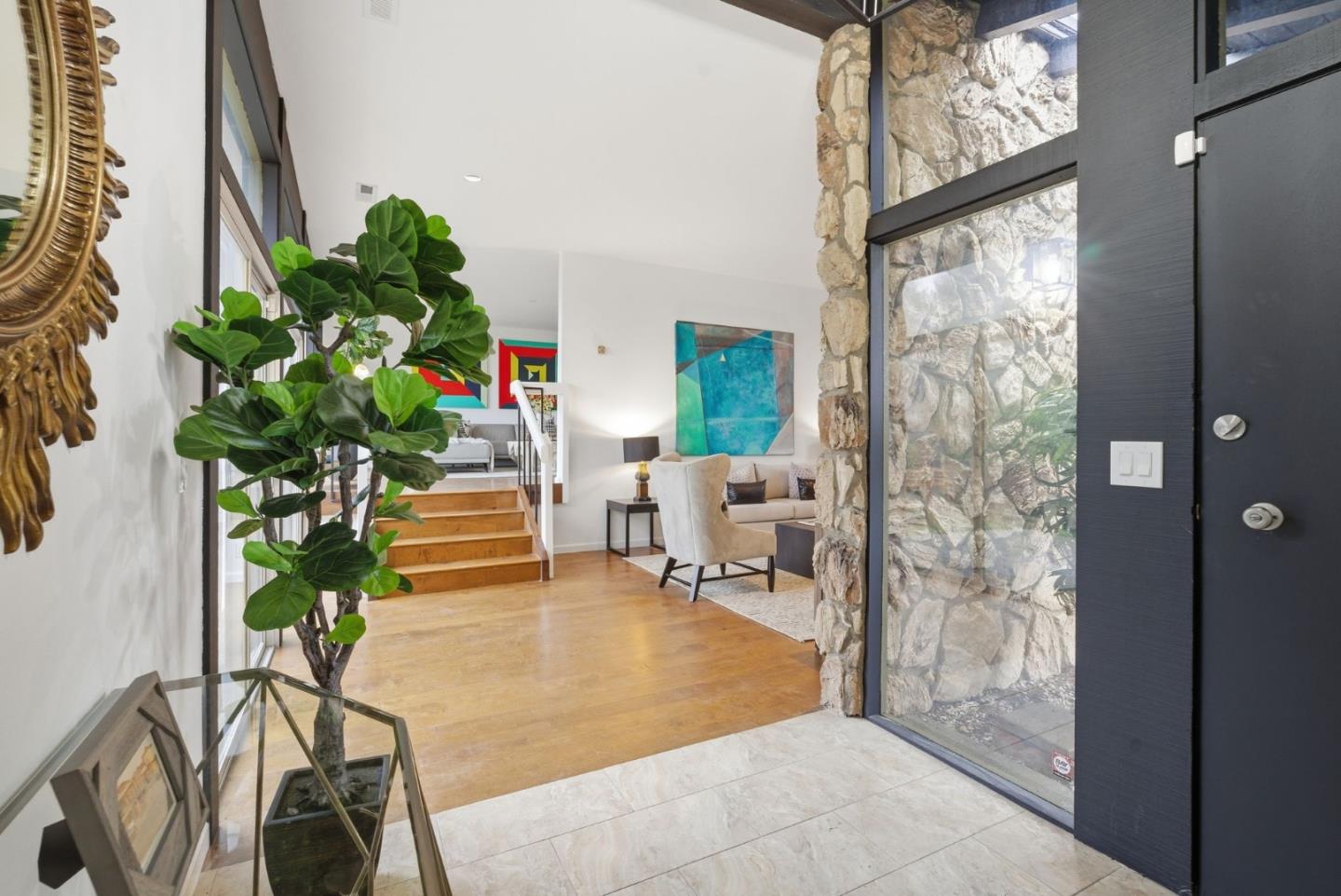 Detail Gallery Image 4 of 70 For 5870 Balmoral Dr, Oakland,  CA 94619 - 3 Beds | 2 Baths