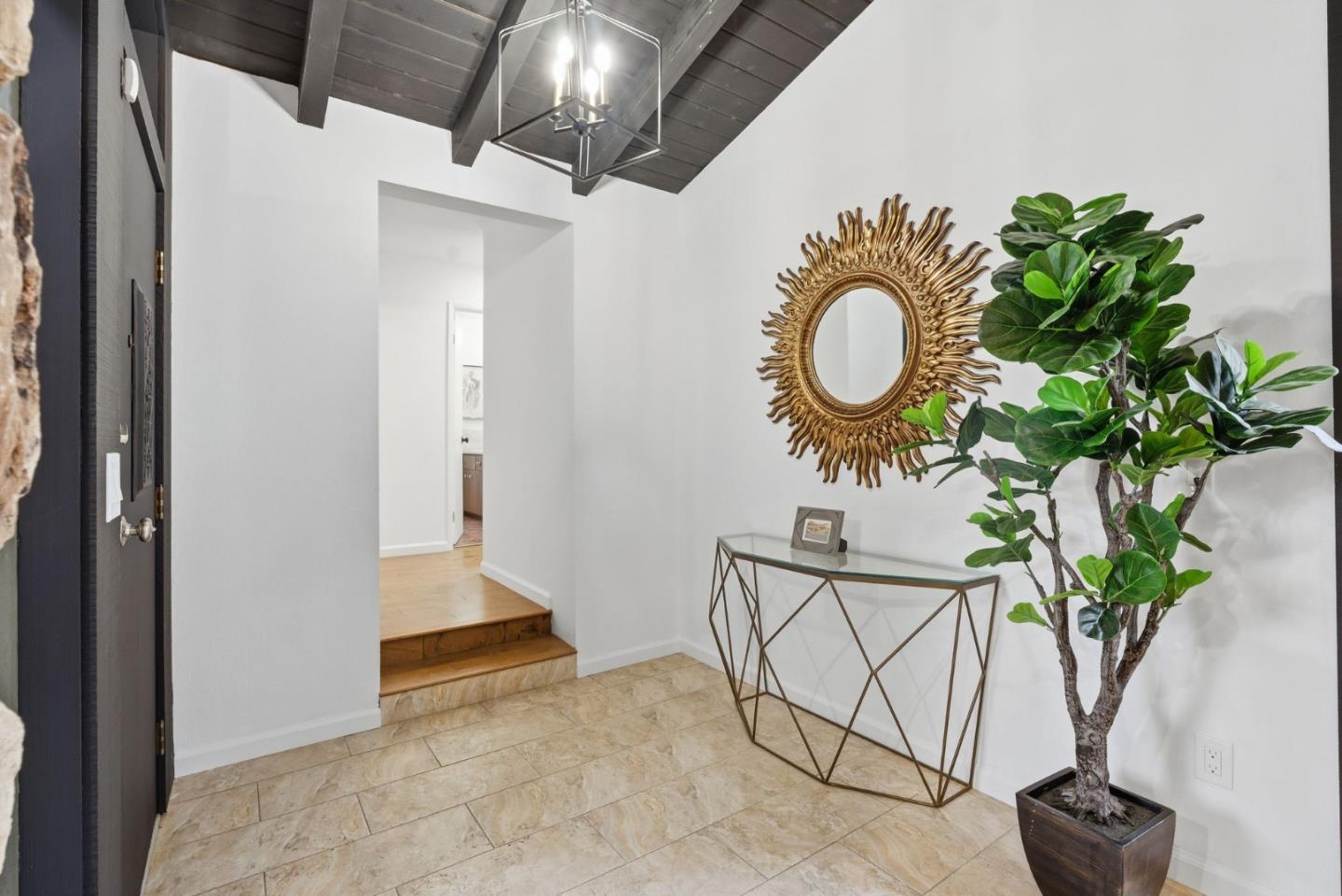 Detail Gallery Image 5 of 70 For 5870 Balmoral Dr, Oakland,  CA 94619 - 3 Beds | 2 Baths