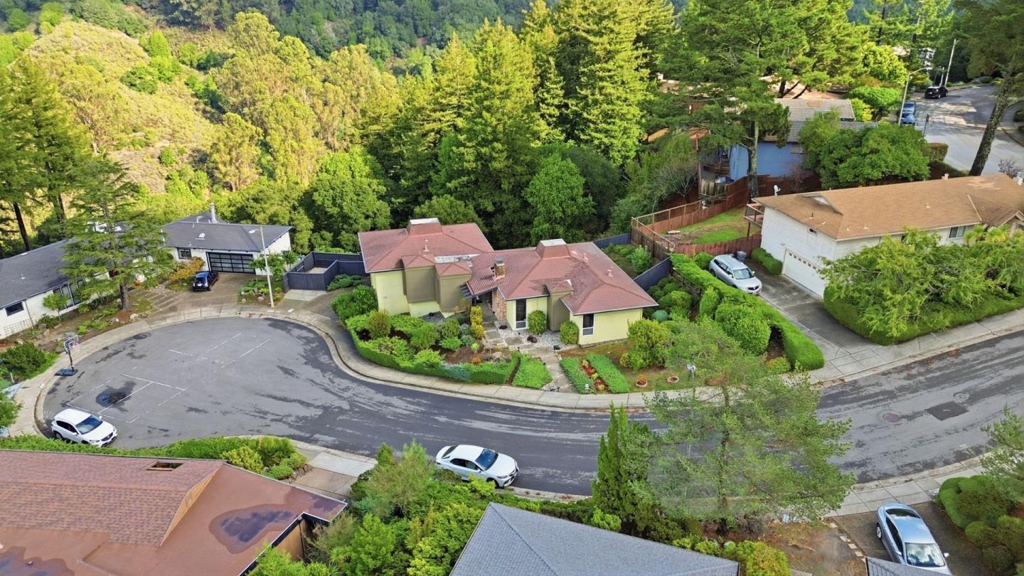 Detail Gallery Image 51 of 70 For 5870 Balmoral Dr, Oakland,  CA 94619 - 3 Beds | 2 Baths