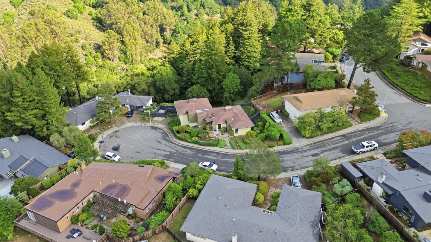 Detail Gallery Image 52 of 70 For 5870 Balmoral Dr, Oakland,  CA 94619 - 3 Beds | 2 Baths