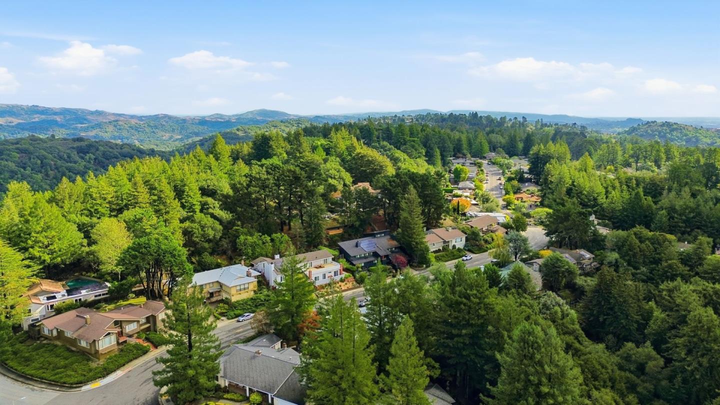 Detail Gallery Image 54 of 70 For 5870 Balmoral Dr, Oakland,  CA 94619 - 3 Beds | 2 Baths