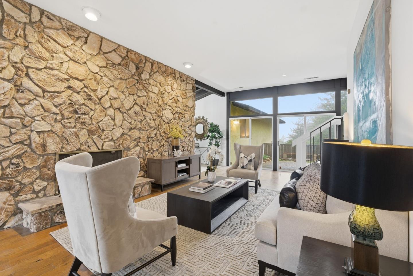 Detail Gallery Image 7 of 70 For 5870 Balmoral Dr, Oakland,  CA 94619 - 3 Beds | 2 Baths