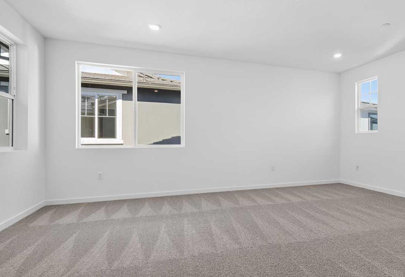 Detail Gallery Image 13 of 19 For 5716 Lake Club Dr, Fairfield,  CA 94533 - 4 Beds | 3/1 Baths