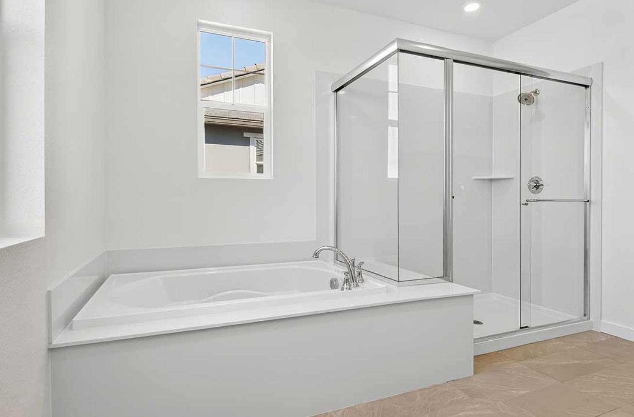 Detail Gallery Image 16 of 19 For 5716 Lake Club Dr, Fairfield,  CA 94533 - 4 Beds | 3/1 Baths