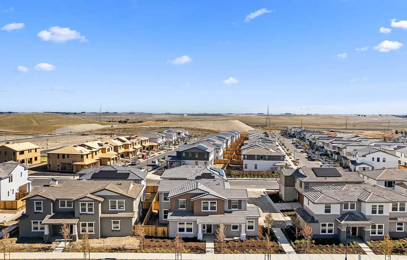 Detail Gallery Image 19 of 19 For 5716 Lake Club Dr, Fairfield,  CA 94533 - 4 Beds | 3/1 Baths